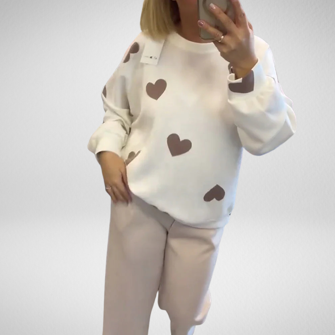 Anaïs | Heart-Embellished Sweater