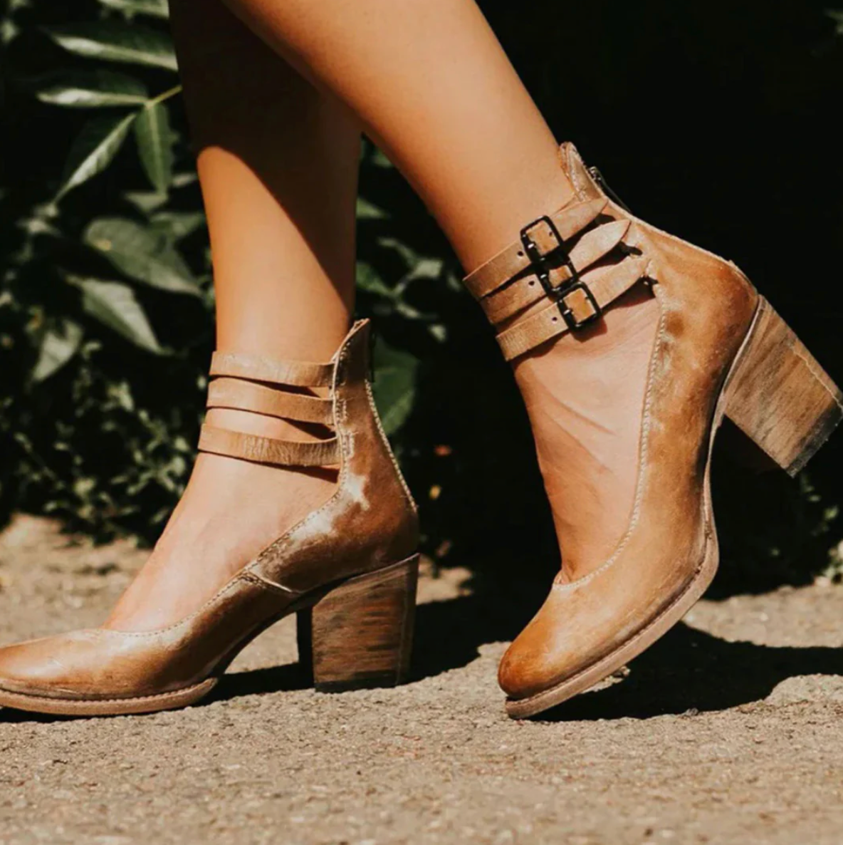 Victoria | Vintage Elegance Leather Heels