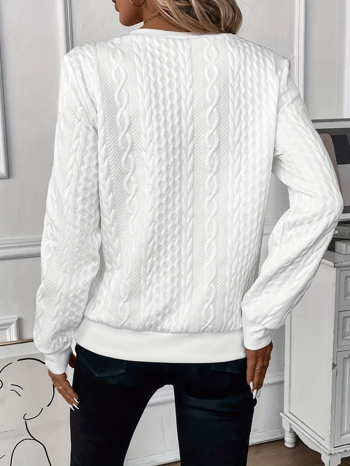 LUNA | STYLISH KNITTED SWEATER